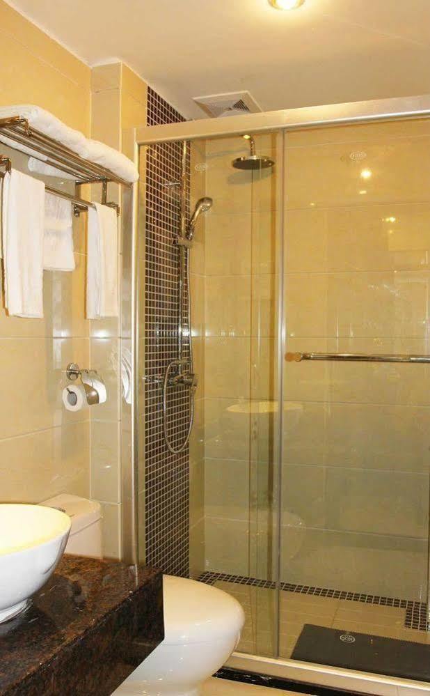 Perfect Season Hotel Guilin Exterior foto
