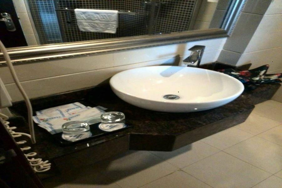 Perfect Season Hotel Guilin Exterior foto